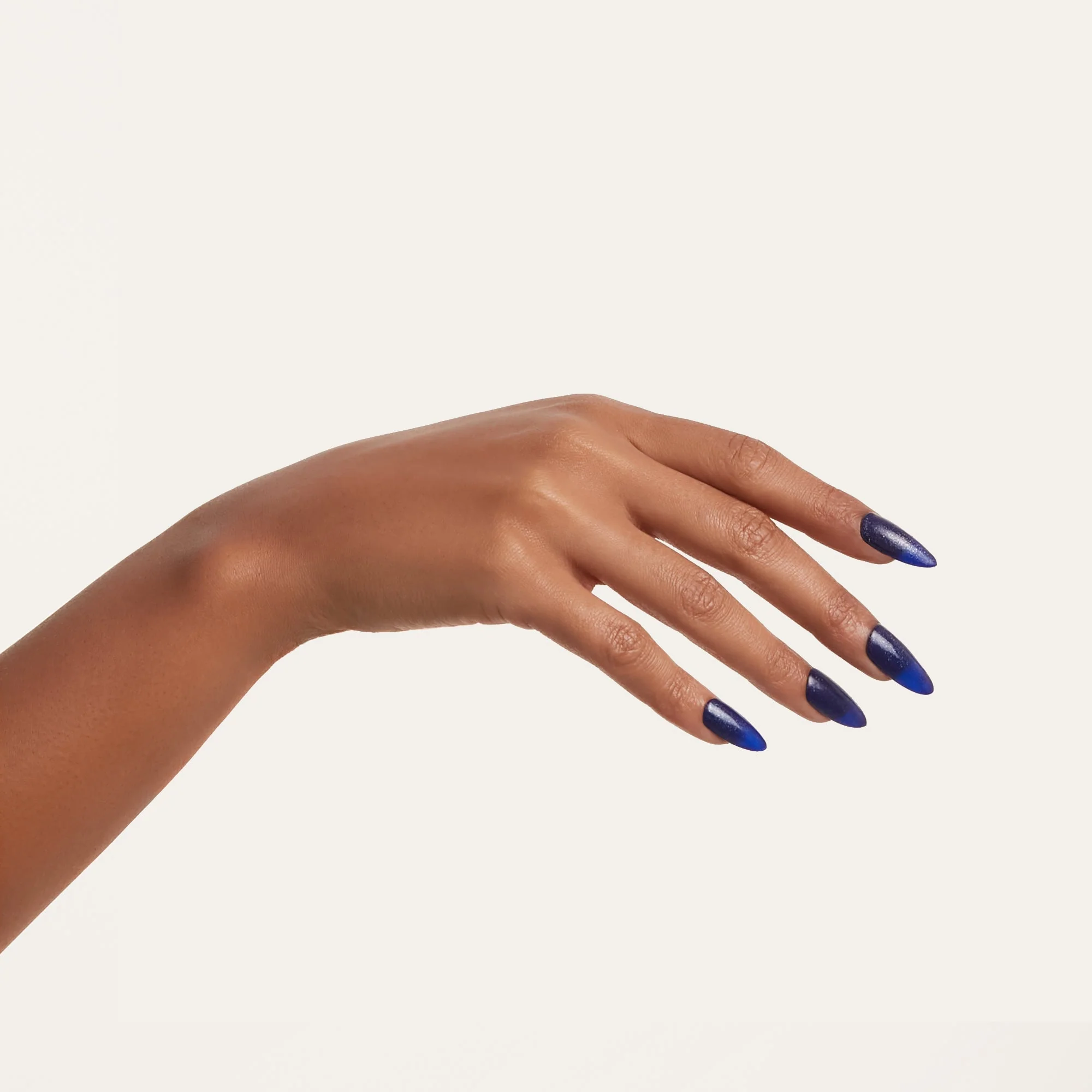 Mylee Gel Polish - A Night In Town - Image 4