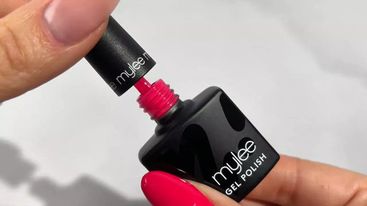 Mylee Gel Polish - Berry Tea - Image 3