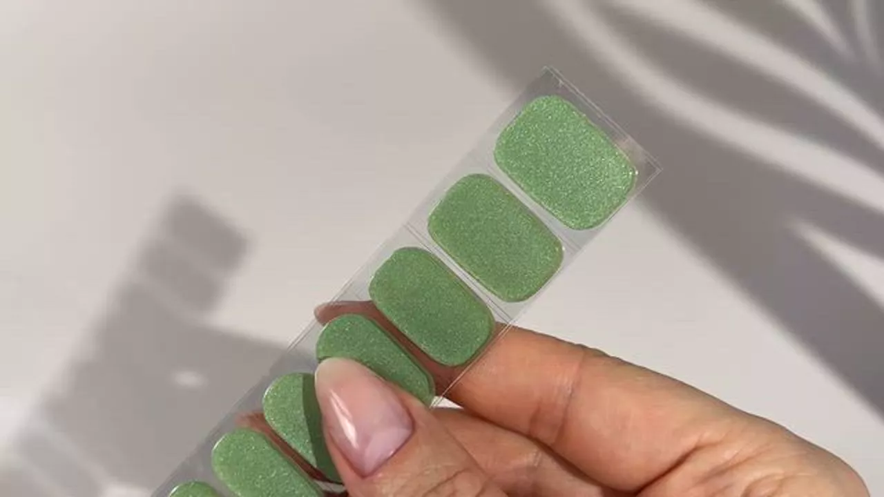 Mylee Gel Nail Wraps - Pistachio Macaron - Image 12