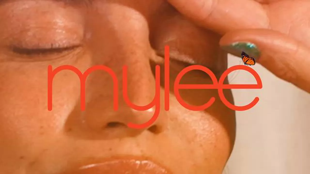 Mylee Gel Nail Wraps - Love-Love - Image 15
